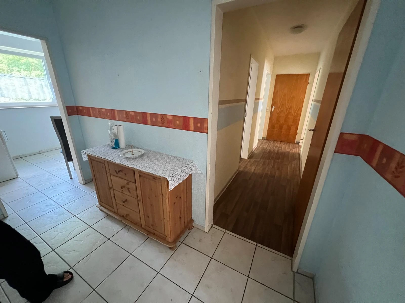 Monteur-Apartment Leverkusen – Vollausgestattete Küche & Einzelbetten – Bild 8