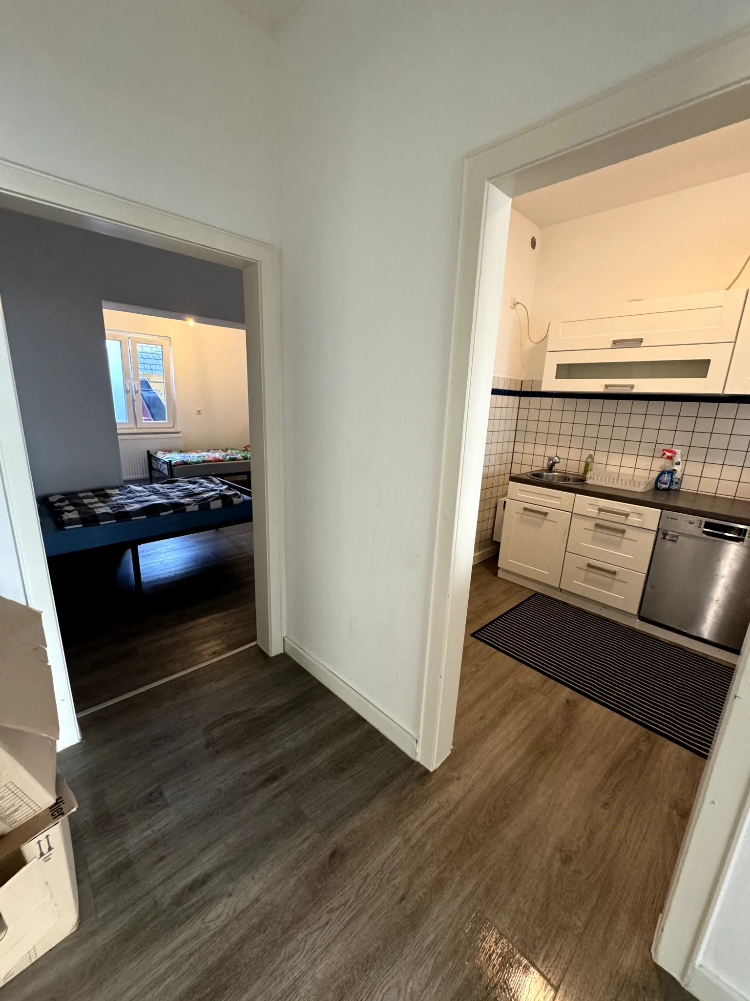 Monteur-Apartment Leverkusen – Vollausgestattete Küche & Einzelbetten – Bild 3