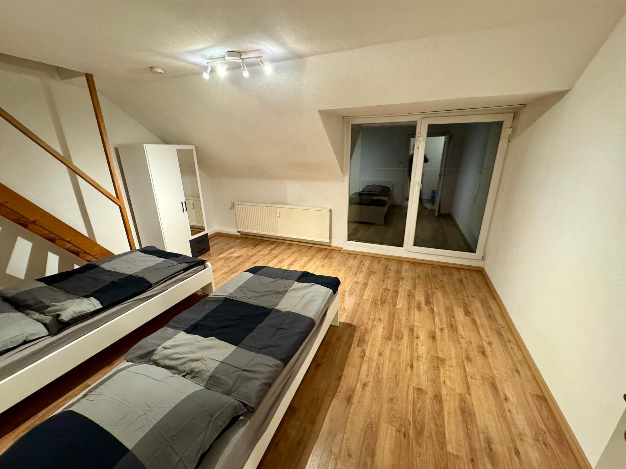 Monteurwohnung für 5 Personen in Solingen – mit Balkon – Bild 6