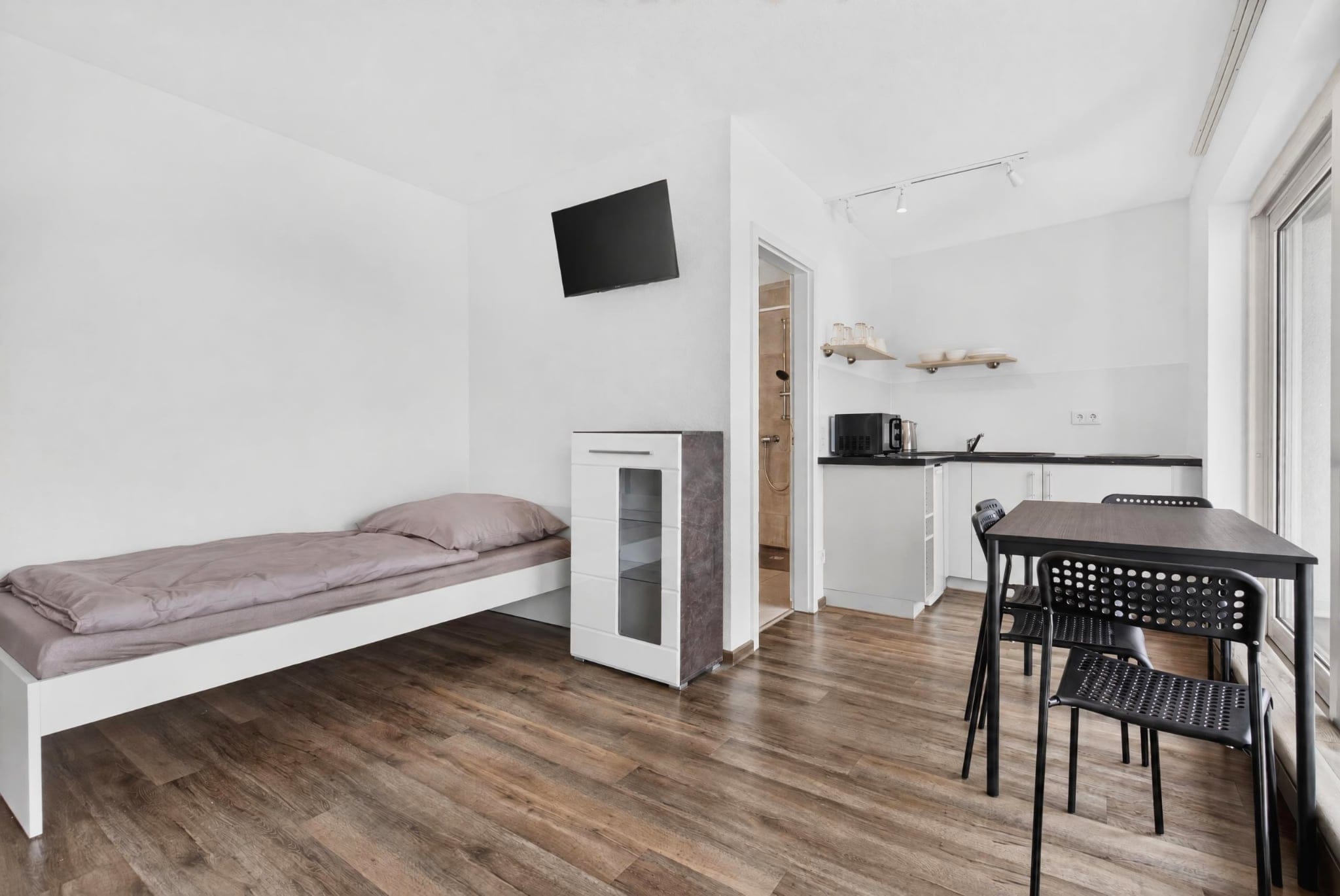Monteurwohnung für 4 Personen in Solingen – mit Balkon – Bild 4