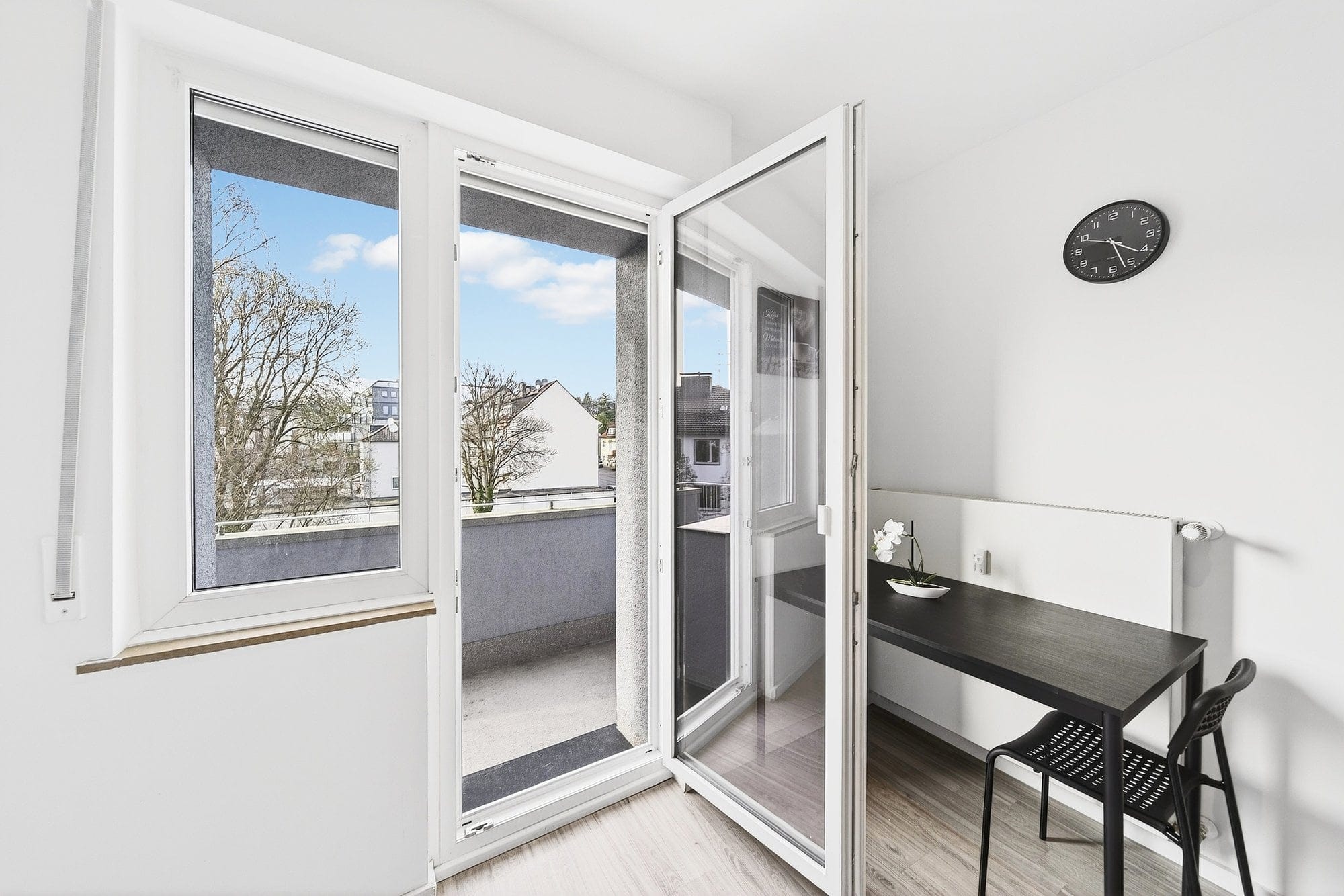 Monteurwohnung für 8 Personen in Solingen – mit Balkon – Bild 2